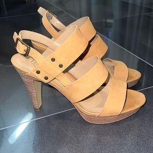 Womens Franco Sarto Heels Size 9